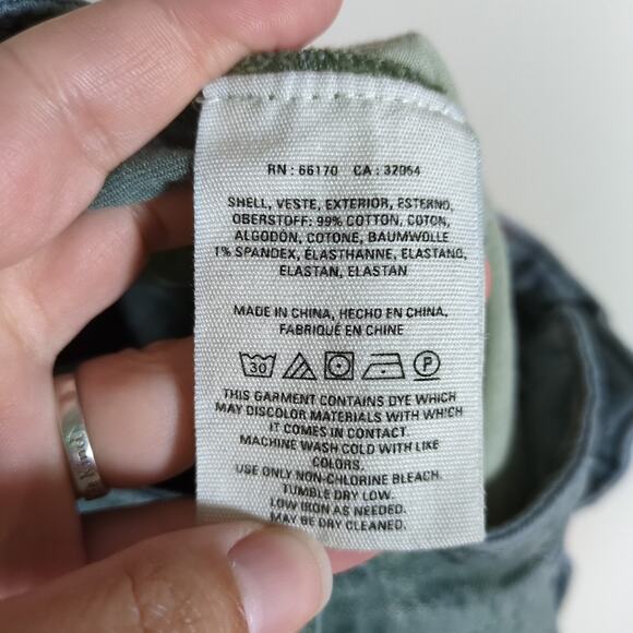 BY ANTHROPOLOGIE The Wanderer Sage Green Leaf Print Jacquard Pants Women's 29 - Picture 6 of 6